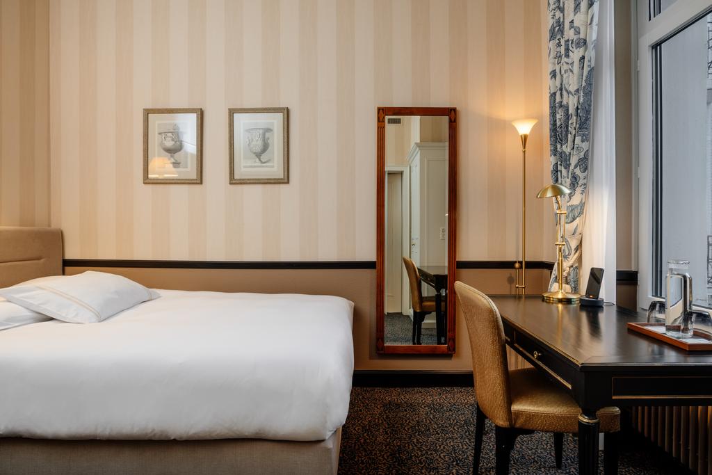 Small Luxury Hotel Ambassador Zurich 4*