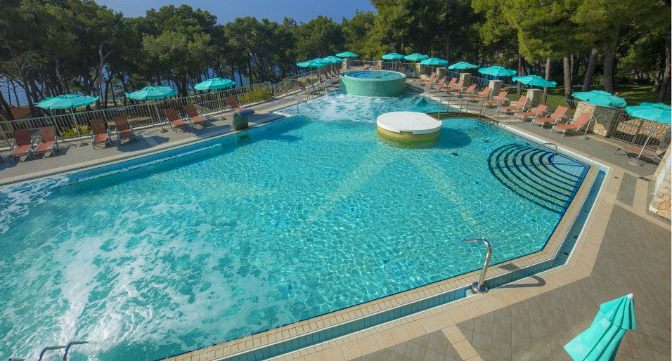 Vespera-pool.jpg Vespera-pool.jpg