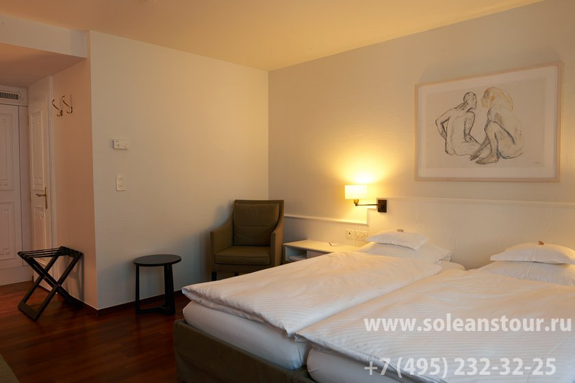 Hotel Helmhaus Swiss Quality 4*