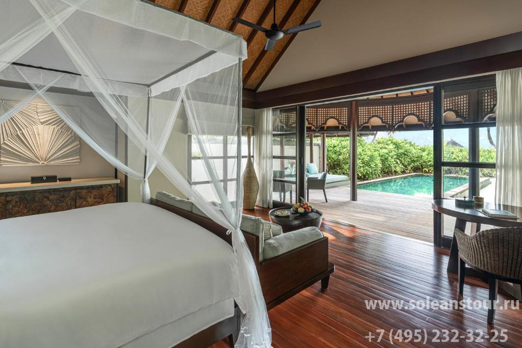 Four Seasons Resort Maldives at Kuda Huraa (North Male atoll) 5* Four Seasons Resort Maldives at Kuda Huraa (North Male atoll) 5*