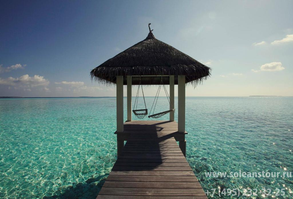 Four Seasons Resort Maldives at Landaa Giraavaru (Baa atoll) 5* Four Seasons Resort Maldives at Landaa Giraavaru (Baa atoll) 5*